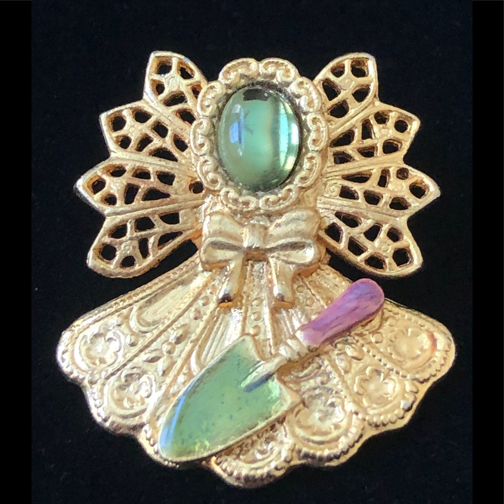 (3/$15) KC Angel Pin